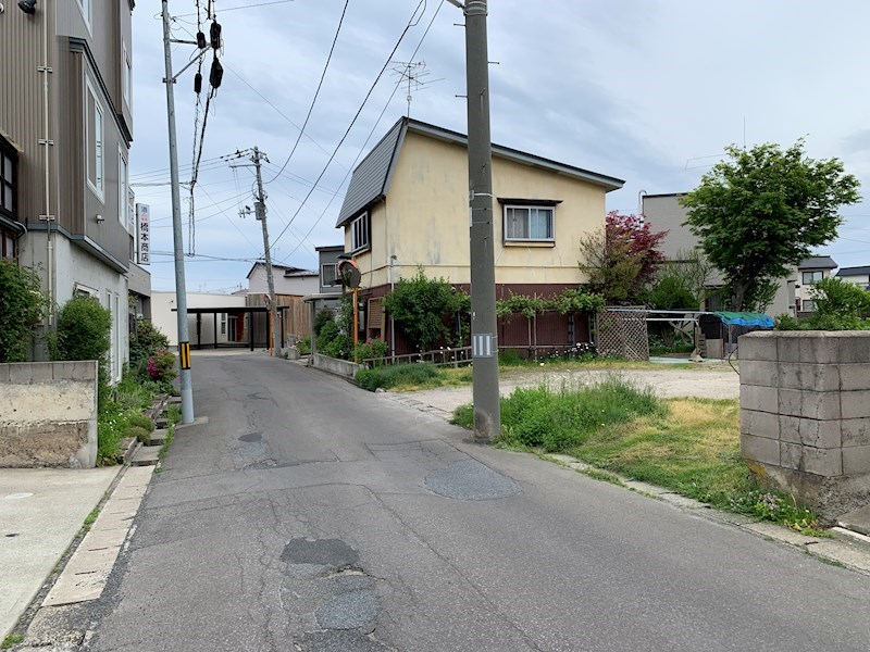 金沢5丁目売地 現地写真（前面道路含む現地写真）
