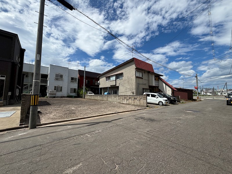 旭町1丁目売地 現地写真（前面道路含む現地写真）