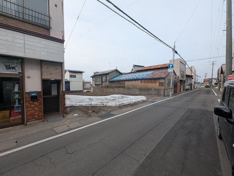 土地　つがる市木造清水16 現地写真（前面道路含む現地写真）