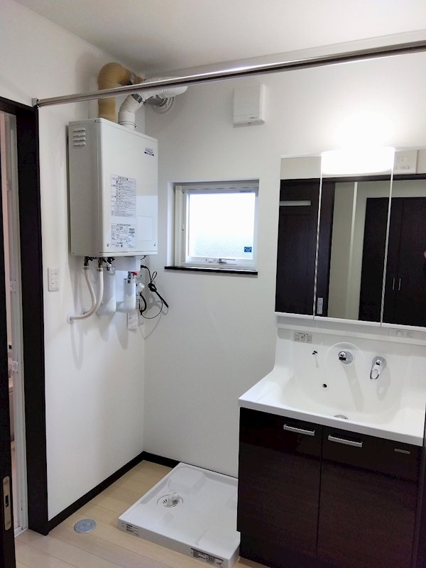 撫牛子一丁目中古住宅 内観写真（洗面台・洗面所）