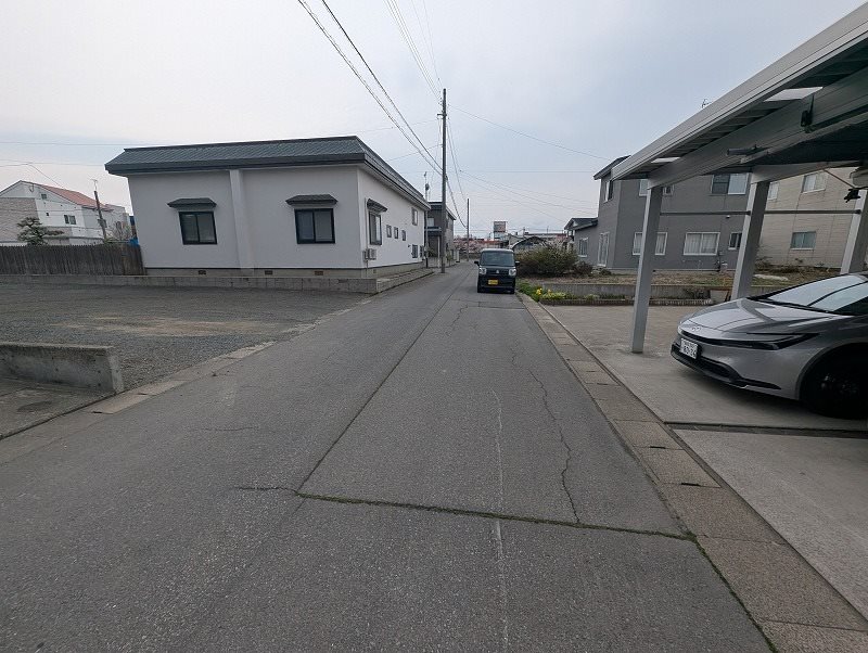 五所川原市中央３丁目17番　土地 現地写真（前面道路含む現地写真）