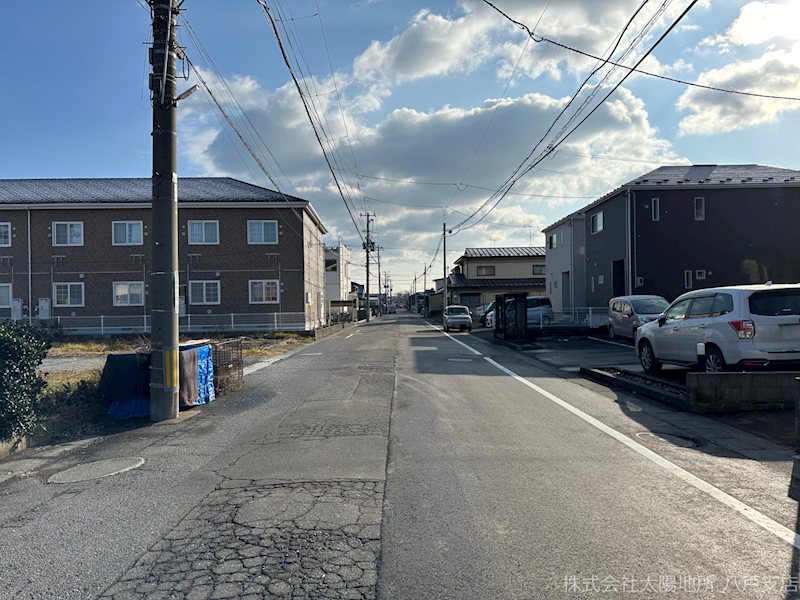 八戸市江陽第8　2号棟 現地写真（前面道路含む現地写真）