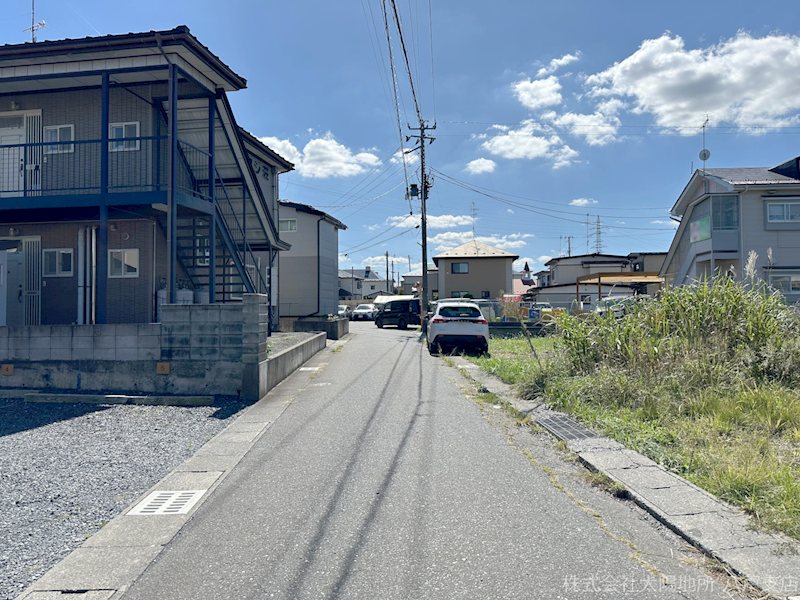 八戸市湊高台6丁目　売土地 現地写真（前面道路含む現地写真）