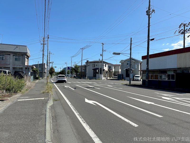 八戸市江陽4丁目　売土地 現地写真（前面道路含む現地写真）