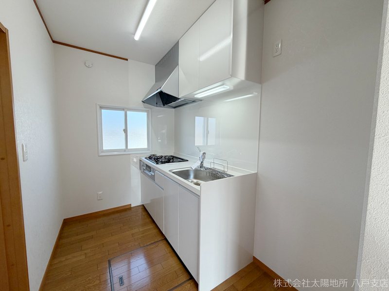八戸市大字妙字間山　中古戸建 内観写真（キッチン）