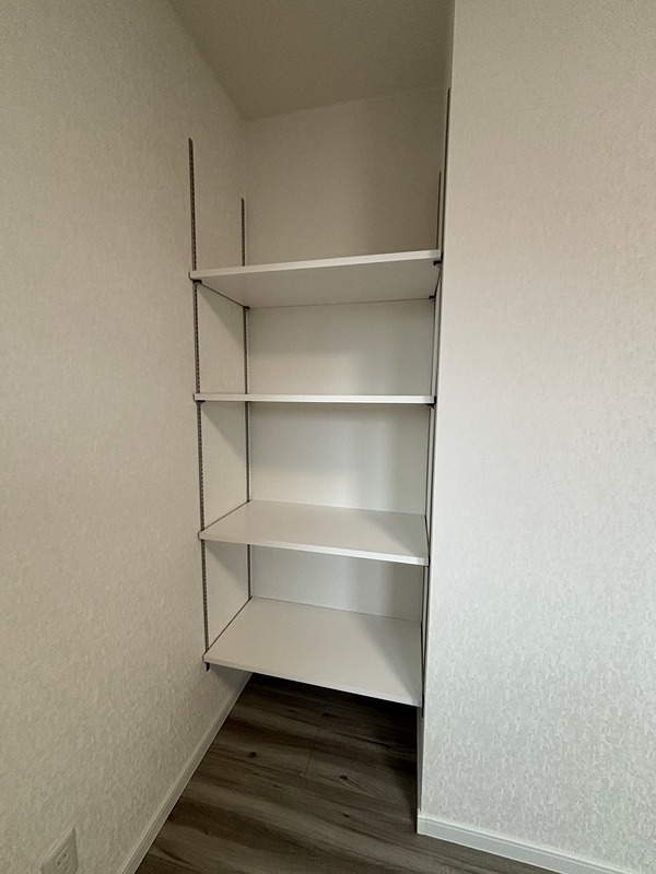 サンガーデン岡造道No.18 内観写真（収納）