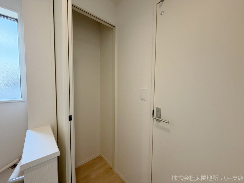 八戸市石堂第11　2号棟 内観写真（収納）