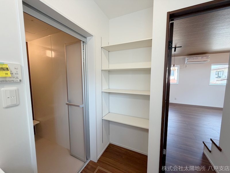Sunhills東白山台　No.2 内観写真（洗面台・洗面所）