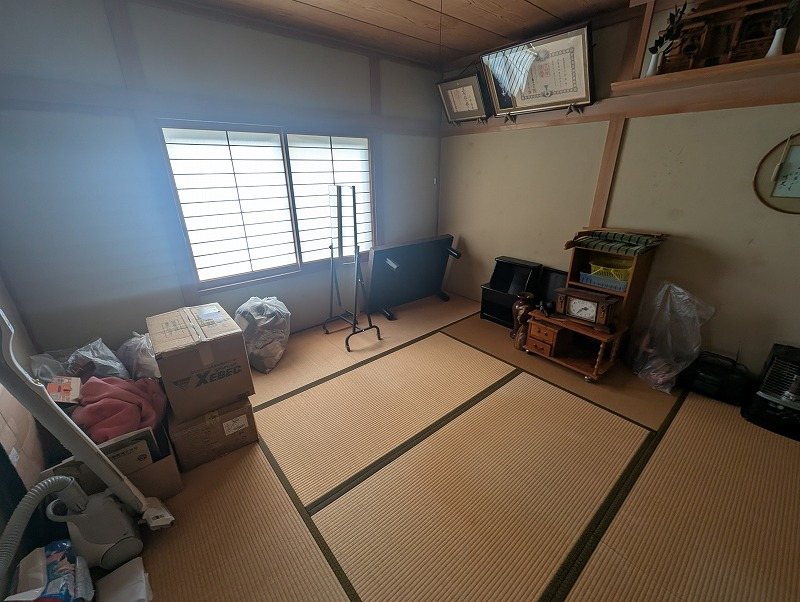 北津軽郡中泊町大字薄市字沖原119-2　中古住宅 内観写真（リビング以外の居室）
