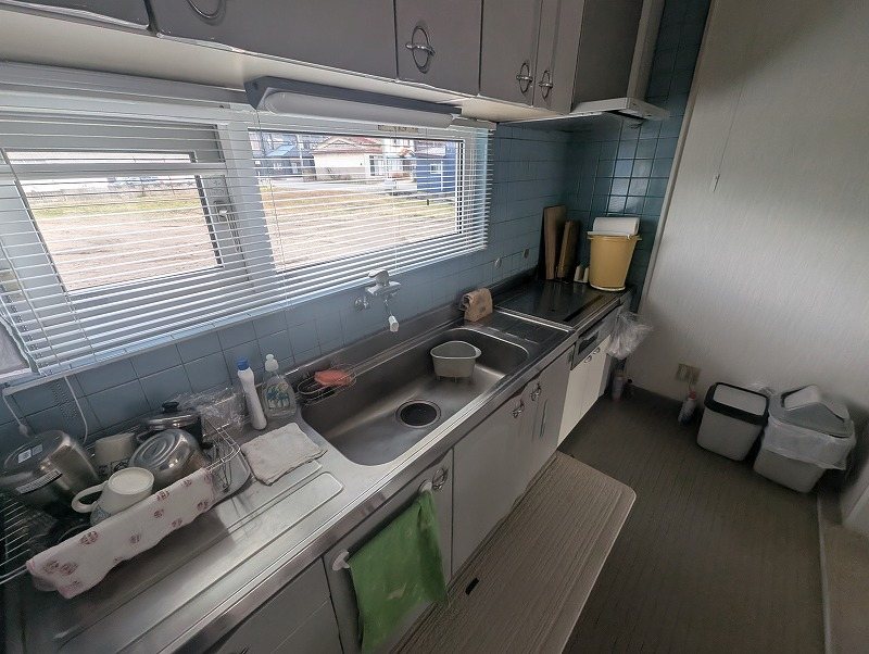 北津軽郡中泊町大字薄市字沖原119-2　中古住宅 内観写真（キッチン）