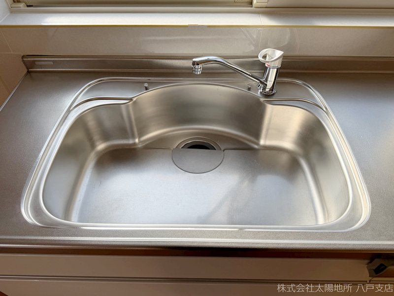 八戸市南白山台二丁目　中古戸建 内観写真（キッチン）