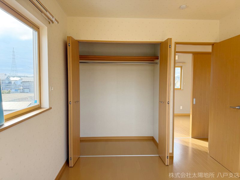 八戸市南白山台二丁目　中古戸建 内観写真（収納）