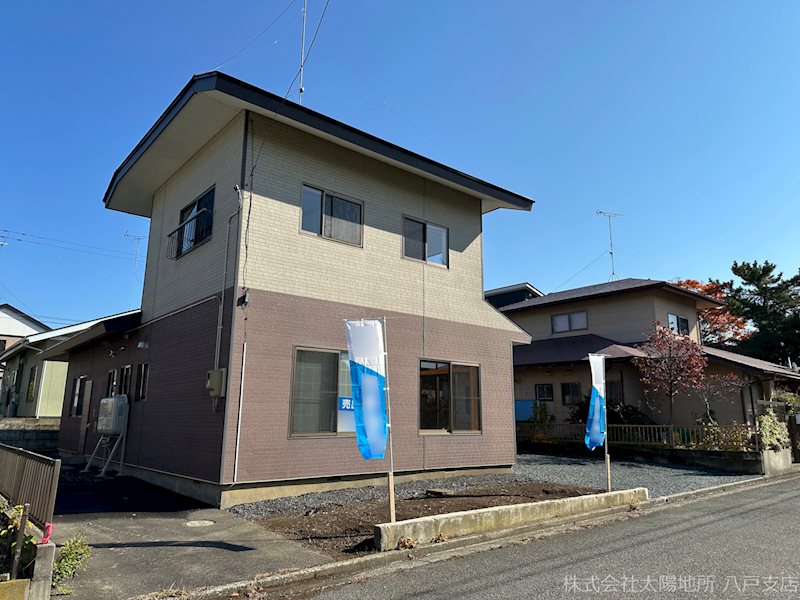 上北郡六戸町小松ケ丘4丁目　中古戸建 現地写真