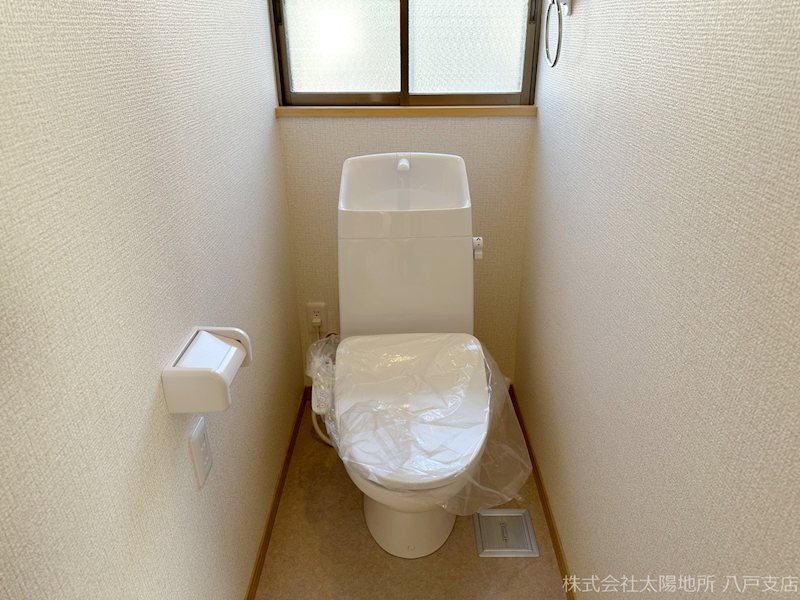 上北郡六戸町小松ケ丘4丁目　中古戸建 内観写真（トイレ）