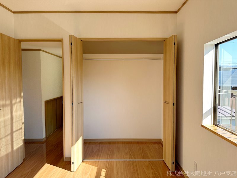 上北郡六戸町小松ケ丘4丁目　中古戸建 内観写真（収納）