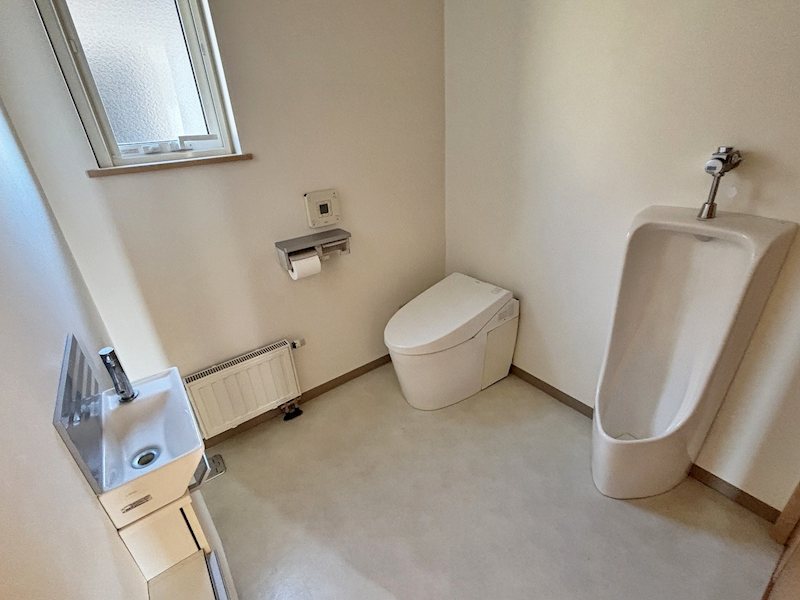 平川市南田中北原中古住宅 内観写真（トイレ）