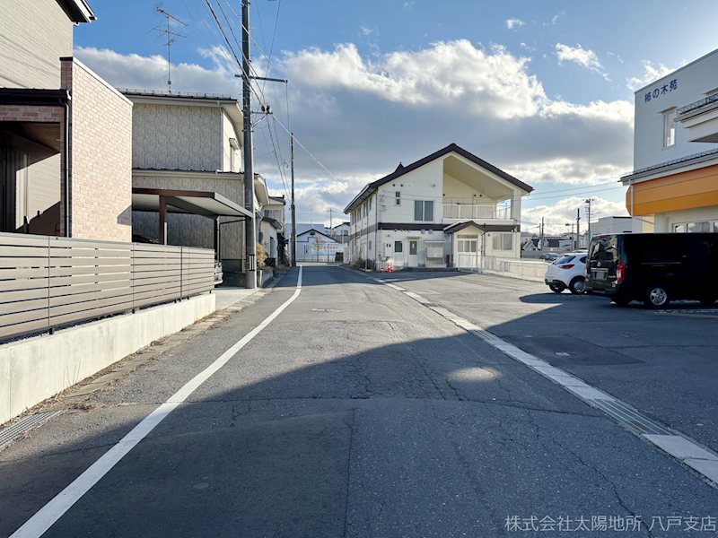 八戸市根城9丁目　新築分譲住宅 現地写真（前面道路含む現地写真）