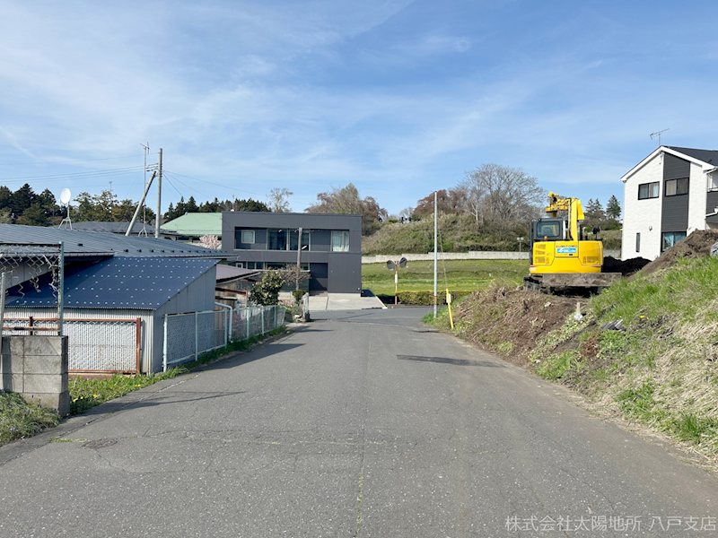 八戸市大字新井田字常光田B区画　売土地 現地写真（前面道路含む現地写真）