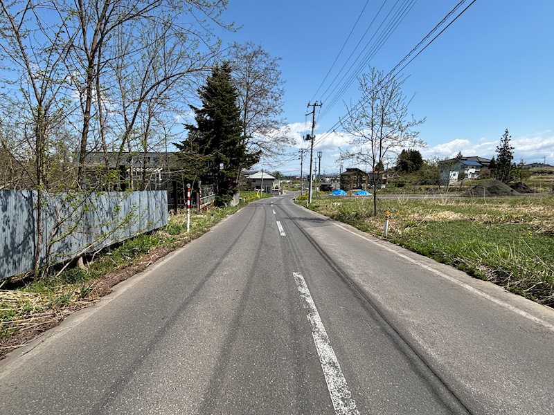 弘前市小沢山崎売地 現地写真（前面道路含む現地写真）