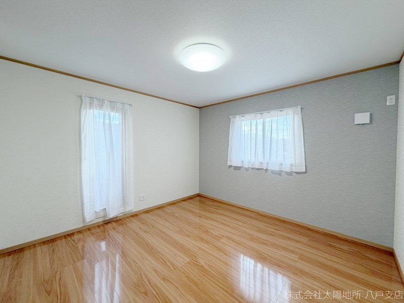 八戸市沼館1丁目　B1 内観写真（リビング以外の居室）