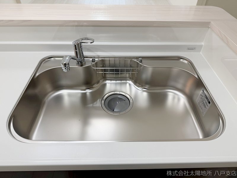 八戸市沼館1丁目　B2 内観写真（キッチン）