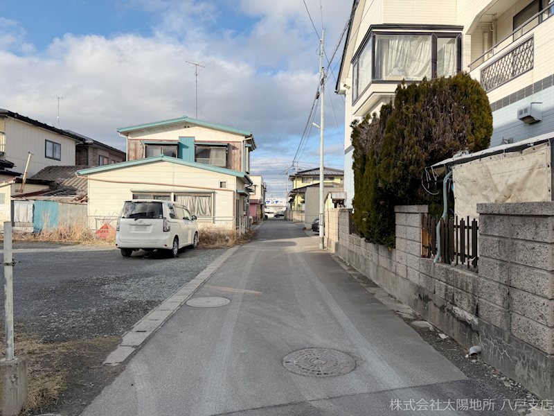 八戸市沼館1丁目　B2 現地写真（前面道路含む現地写真）