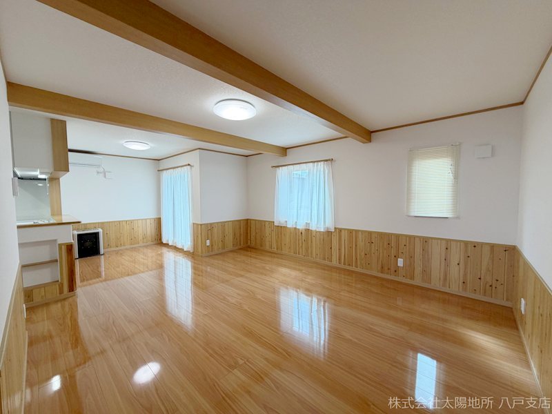 八戸市石堂3丁目　建売住宅 内観写真（リビング）