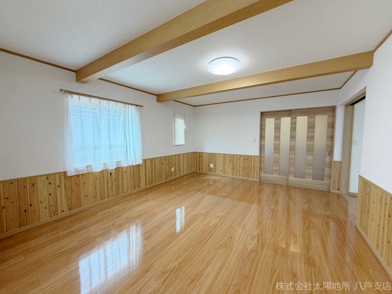 八戸市石堂3丁目　建売住宅 内観写真（リビング）