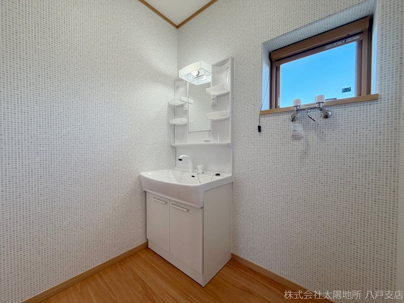 八戸市石堂3丁目　建売住宅 内観写真（洗面台・洗面所）