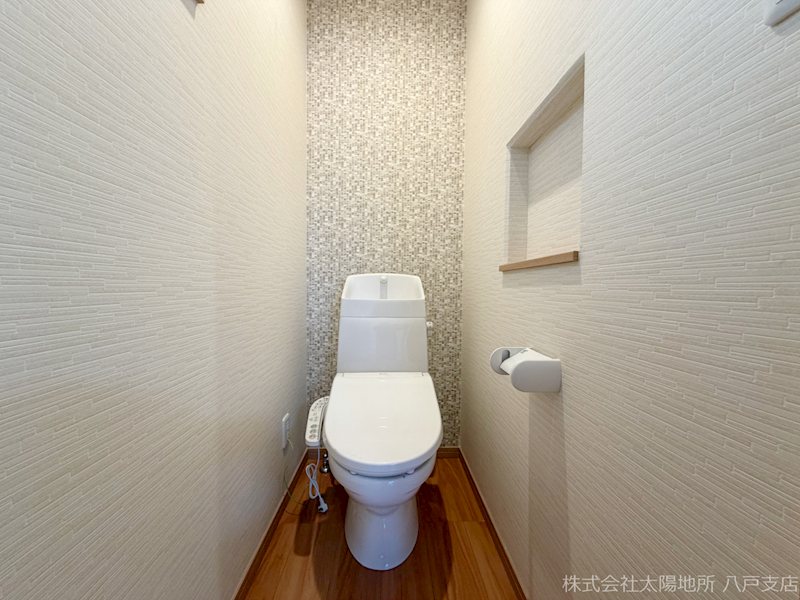 八戸市石堂3丁目　建売住宅 内観写真（トイレ）