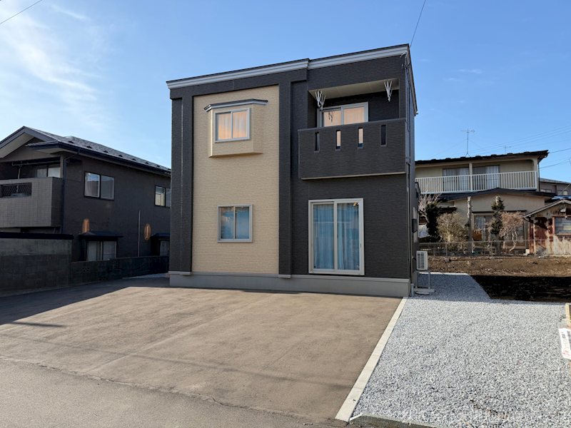 八戸市大字白銀町字白浜道　建売住宅 現地写真（駐車場）