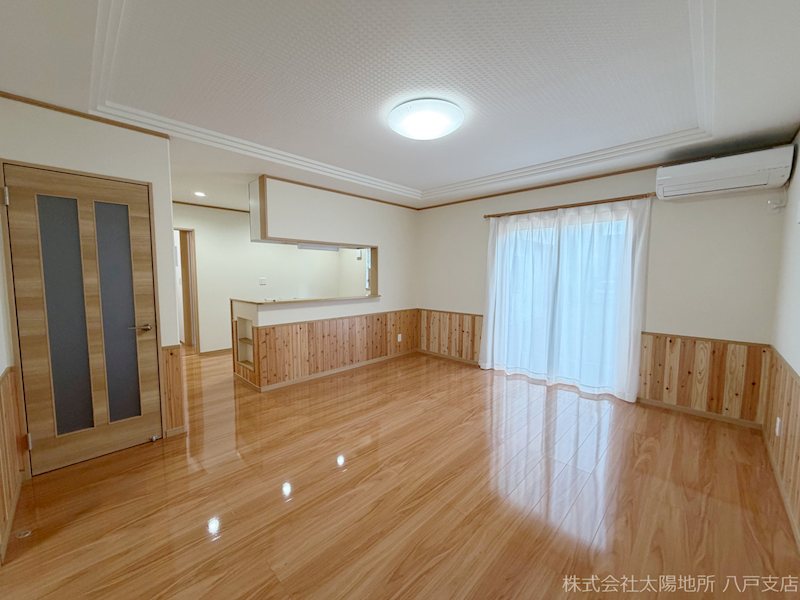 八戸市江陽1丁目　A棟 内観写真（リビング）