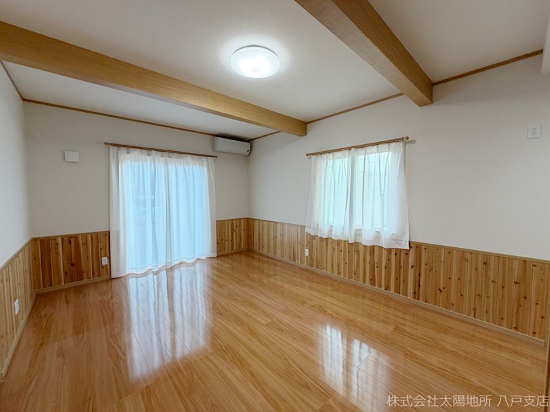 八戸市大字河原木字久保　A棟 内観写真（リビング）