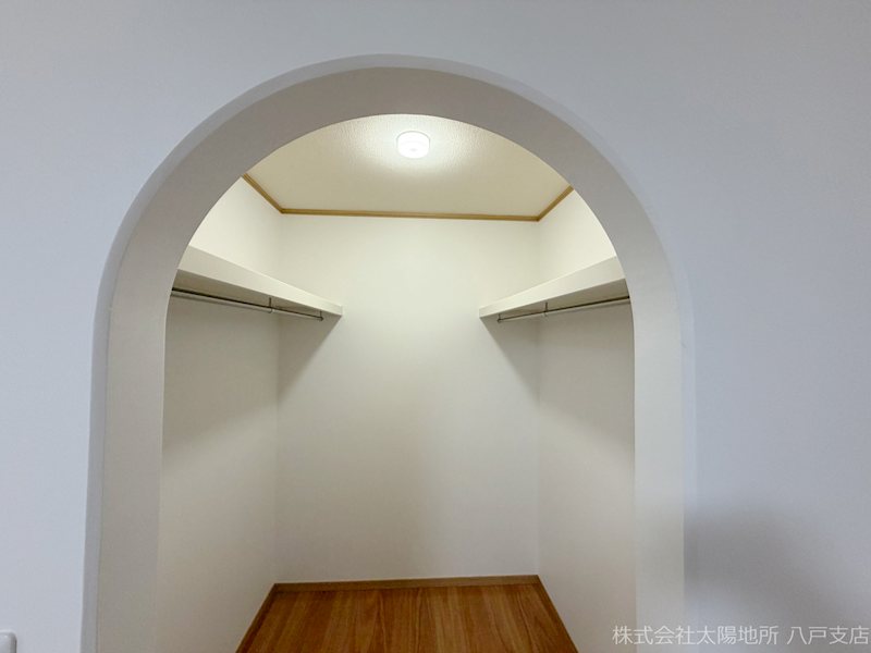 八戸市大字河原木字久保　A棟 内観写真（収納）