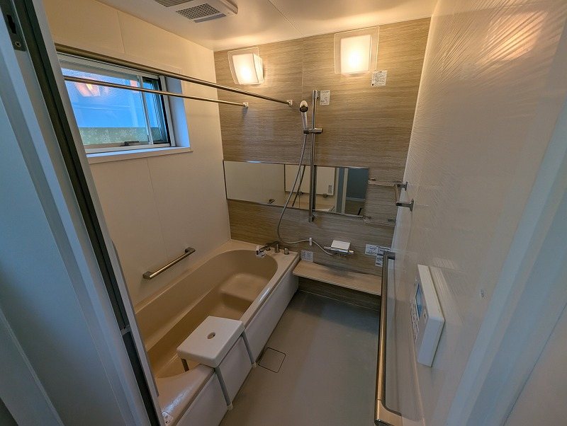 つがる市木造浮巣4-1　中古住宅 内観写真（浴室）