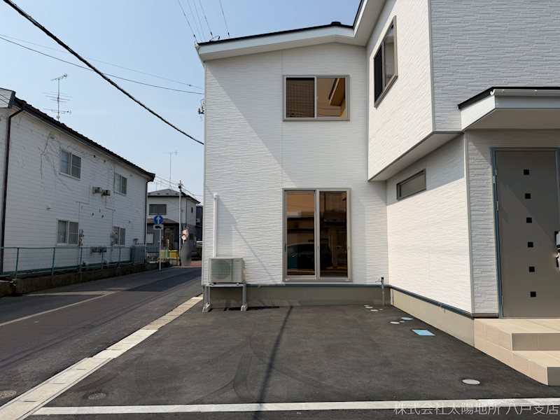 八戸市沼館　Ｃ棟 現地写真（駐車場）