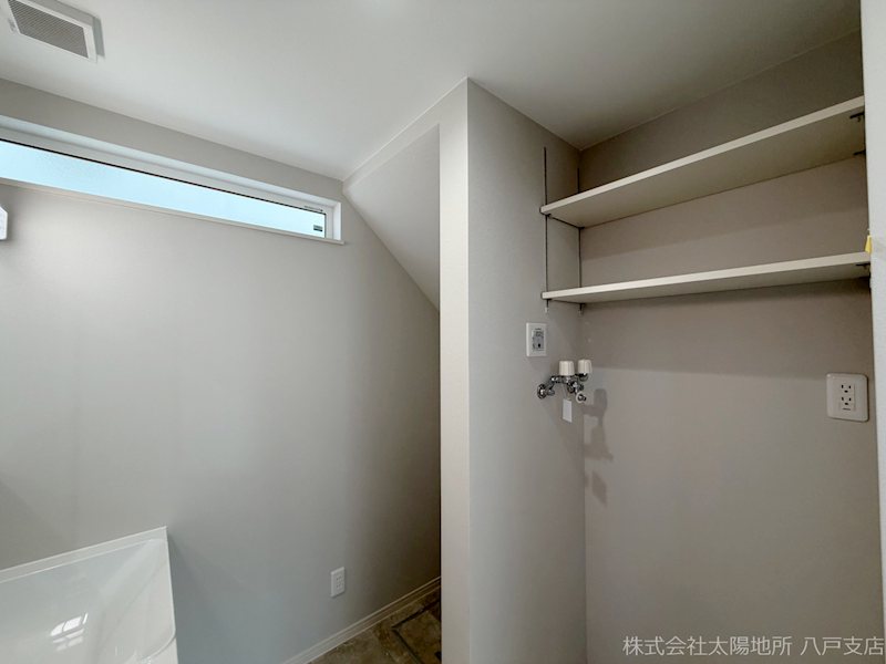 八戸市沼館　Ｃ棟 内観写真（洗面台・洗面所）