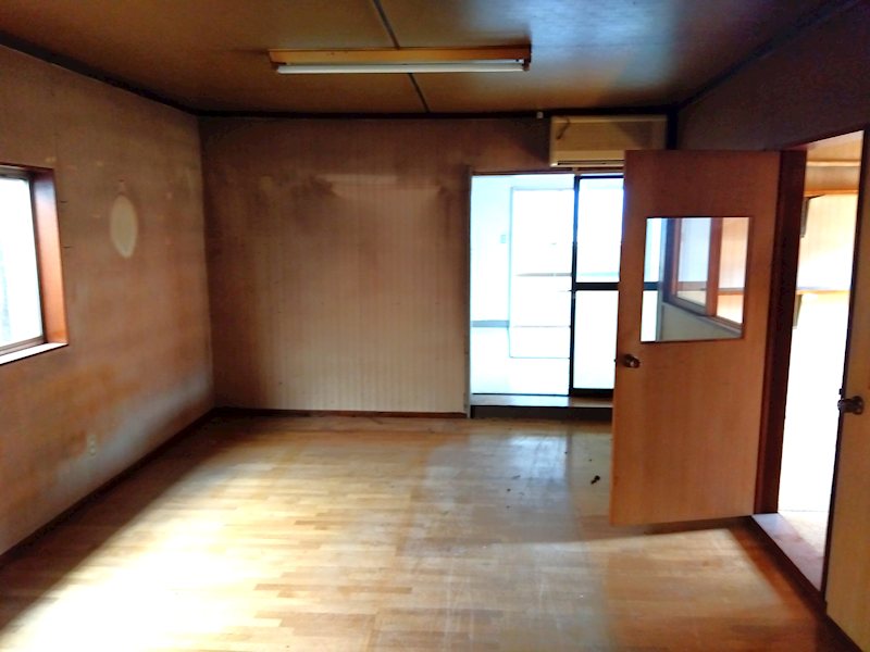 坂本町事務所・倉庫 現地写真