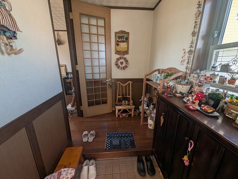 稲実米崎・広田柳沼中古住宅 現地写真（玄関）