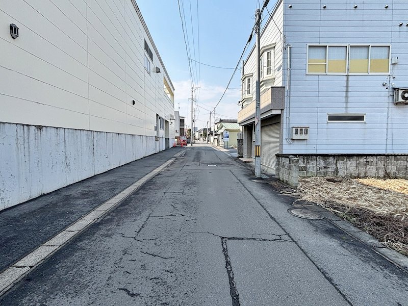 茶畑町売地 現地写真（前面道路含む現地写真）