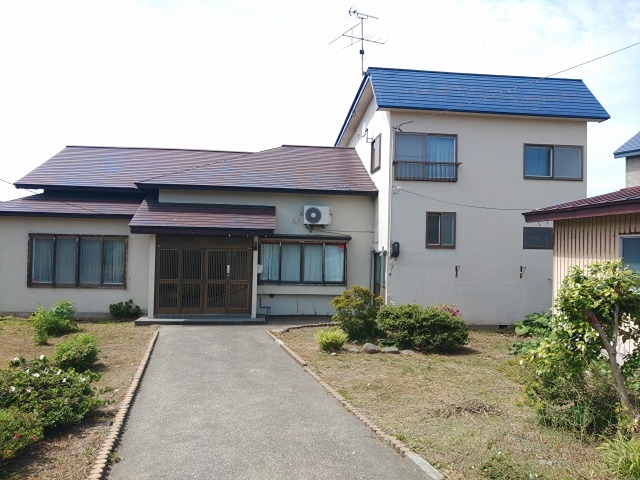 【中古】 大和朝廷以前の古代日本 藤崎若前中古住宅 (戸建｜居住用)の物件情報 | 株式会社太陽地所｜青森