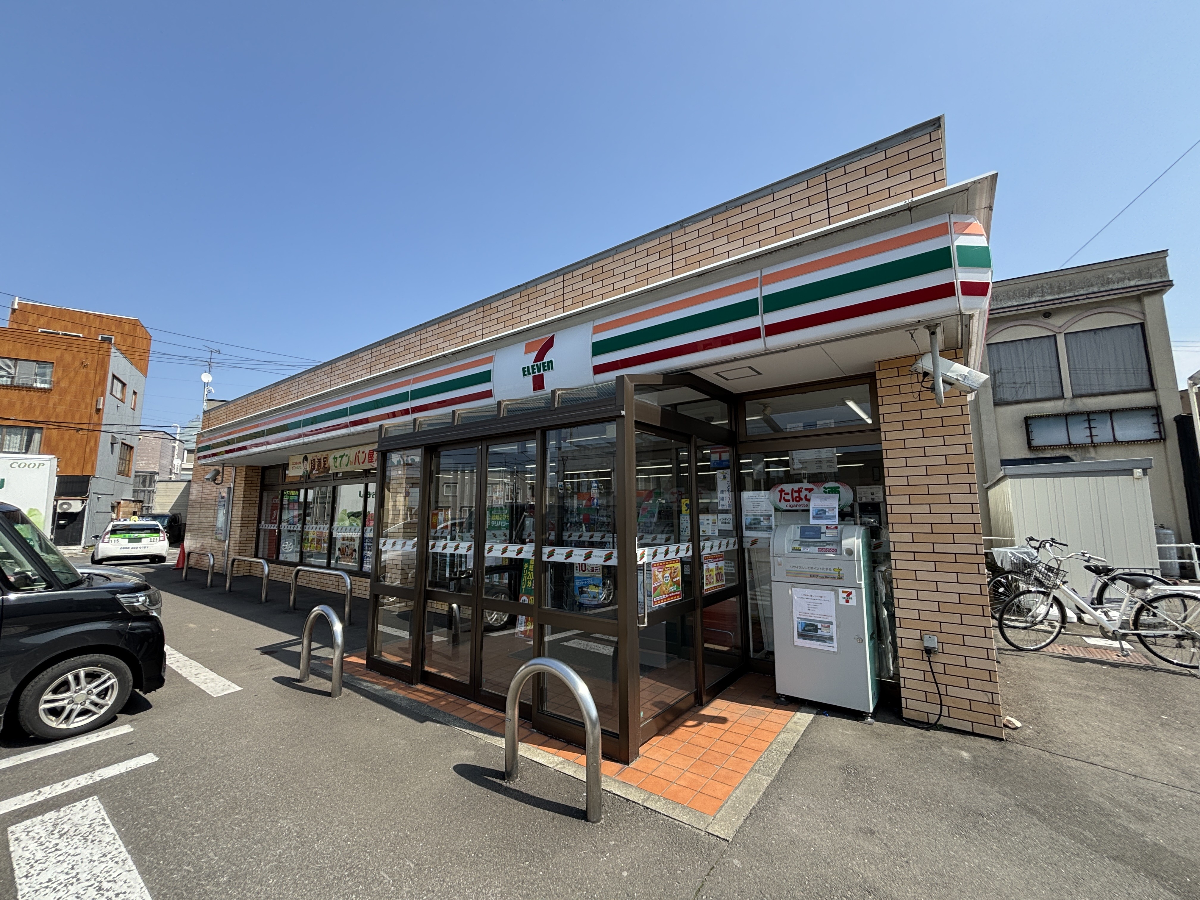 サンガーデン浪館前田No.1 コンビニ