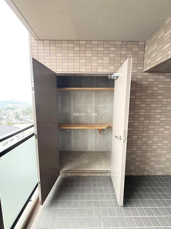 サーパス西城内一番館 現地写真（玄関）