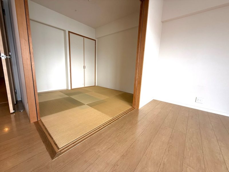 ブライト・サンリヤン姪浜 内観写真（リビング以外の居室）