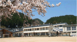 兵庫県朝来市生野町新町 小学校