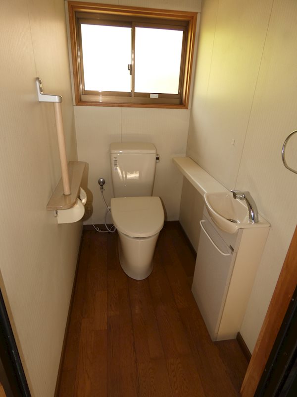 京都府福知山市大江町金屋 内観写真（トイレ）