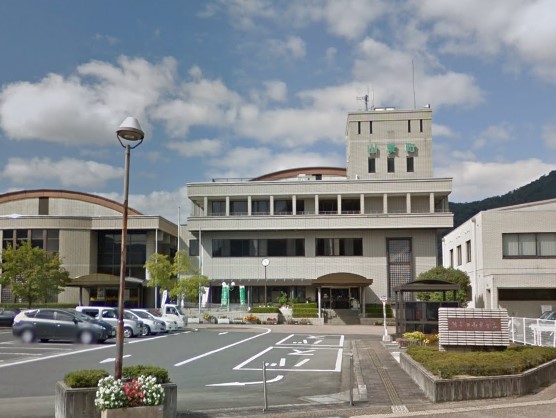 兵庫県朝来市山東町楽音寺 役所
