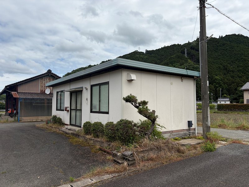 兵庫県朝来市伊由市場 その他