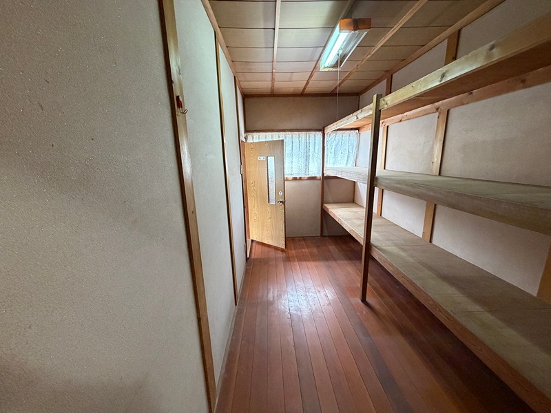 兵庫県朝来市伊由市場 内観写真（リビング）