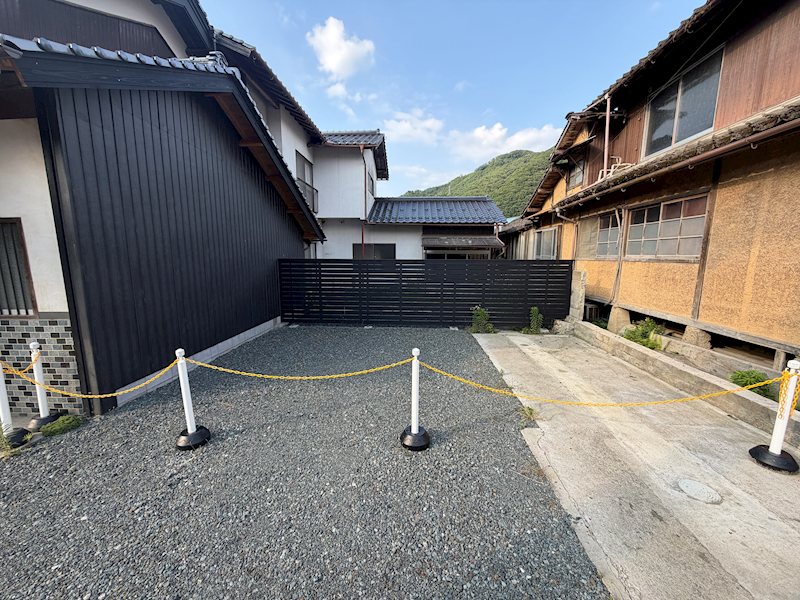 兵庫県養父市堀畑 現地写真（駐車場）